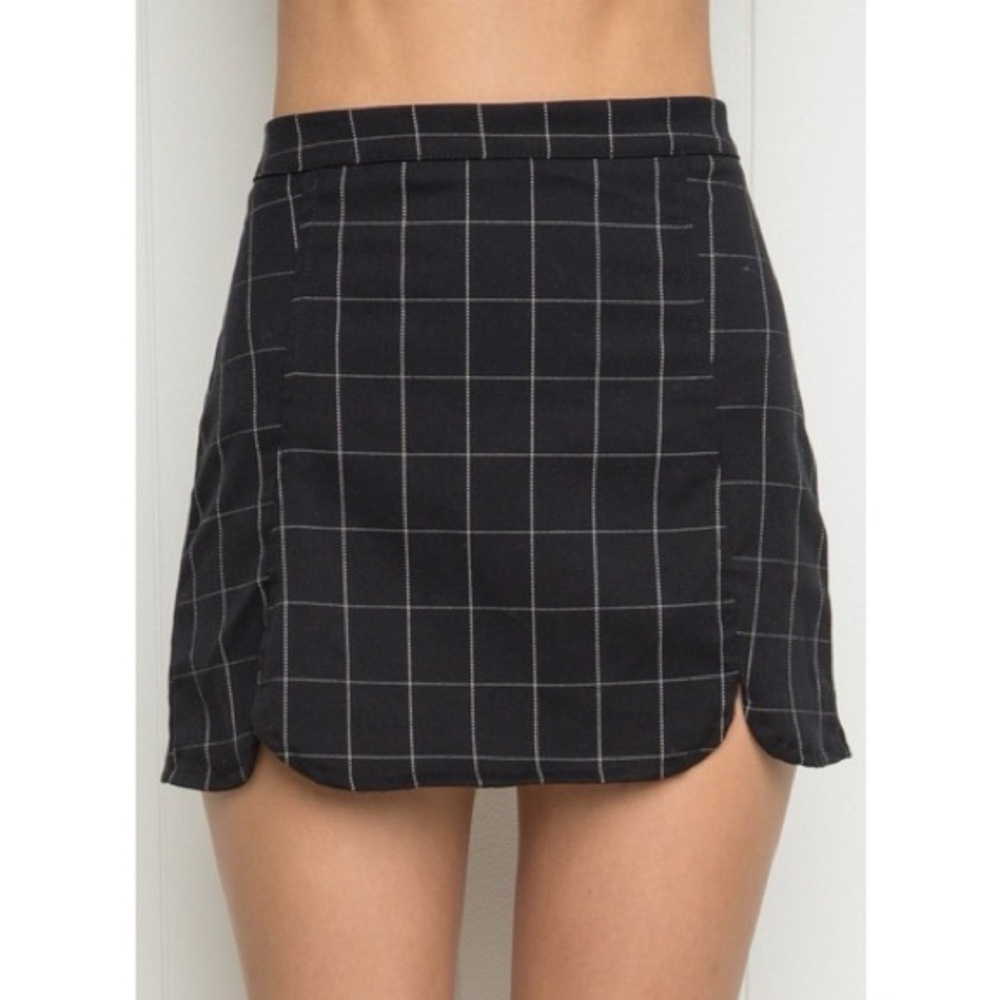 Brandy Melville Square Skirt - Black